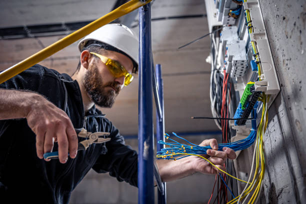Best Affordable Emergency Electrician  in Fairmount, GA
